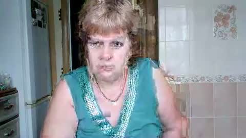 Snapshot of alicexmistress chatting on December 2024 12:00:02 PM Alicexmistress online show from December 2024 12:00:02 PM