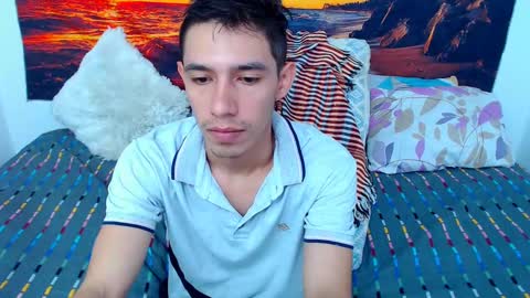 Snapshot of alicia_and_brandon chatting on January 2025 08:56:01 PM CATALINA Y ANDRES online show from January 2025 08:56:01 PM