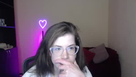 Snapshot of alicia_folow chatting on February 2025 12:39:01 PM Alicia online show from February 2025 12:39:01 PM