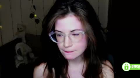 Snapshot of alicia_folow chatting on February 2025 09:42:01 PM Alicia online show from February 2025 09:42:01 PM