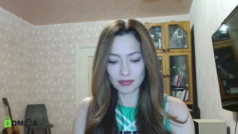 Alicia online show from December 2024 04:09:02 AM