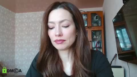 Alicia online show from March 2025 04:24:01 AM