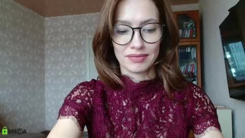 Alicia online show from September 2025 05:07:01 AM