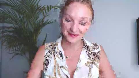 Alicia online show from October 2025 06:08:02 AM