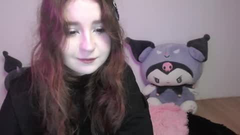 aliciamoon_ online show from September 2025 05:13:01 PM