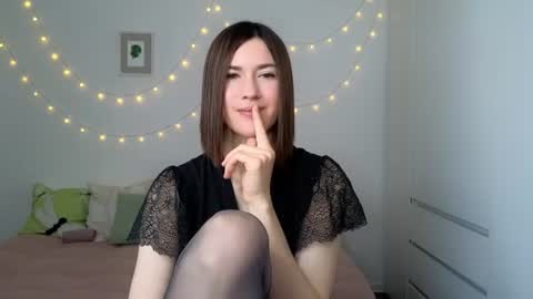 Snapshot of alicianoveli chatting on July 2026 04:27:02 AM alicianoveli online show from July 2026 04:27:02 AM