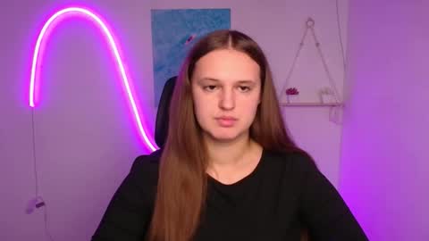 Alicie online show from October 2025 12:15:01 PM