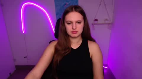 Alicie online show from November 2025 06:57:01 AM