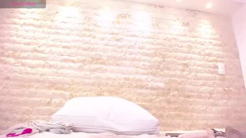 Snapshot of alicie_green chatting on January 2025 05:20:02 AM im tutti online show from January 2025 05:20:02 AM