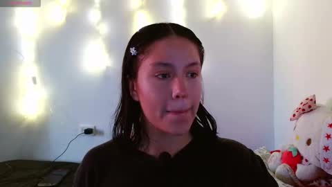 aliciia_23 online show from December 2025 10:03:01 PM