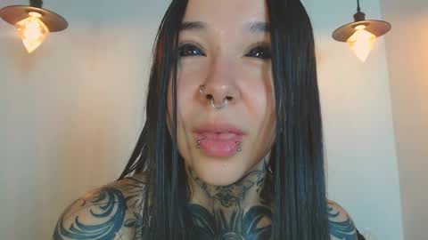    online show from April 2026 01:52:01 AM