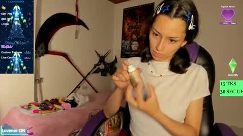 Aiko  Independent Model  online show from November 2025 08:30:01 PM