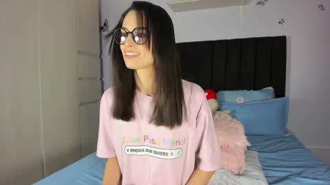 Snapshot of alien_universe chatting on June 2026 10:23:02 PM Aiko Independent Model online show from June 2026 10:23:02 PM