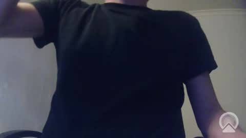 Snapshot of aligator2001 chatting on October 2025 06:31:02 PM daddy online show from October 2025 06:31:02 PM