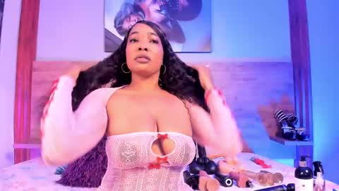 Alisson online show from November 2025 12:26:01 PM