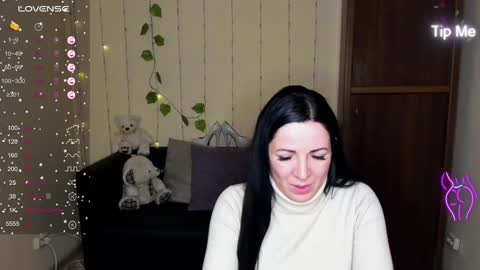 Alika online show from January 2025 04:23:02 PM