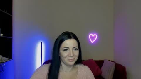 Alika online show from March 2025 04:14:02 PM