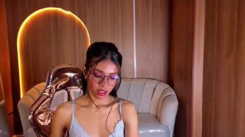 alina_b_ online show from March 2026 08:12:01 PM