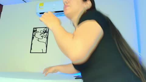 Snapshot of alina_heart_ chatting on October 2025 12:15:01 PM ALINA online show from October 2025 12:15:01 PM