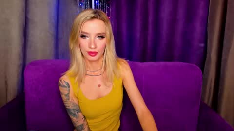 Alina online show from December 2024 01:05:01 AM