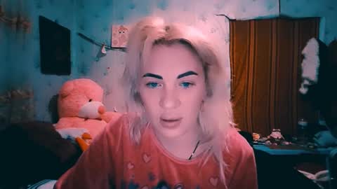 Alina online show from October 2025 02:07:02 PM