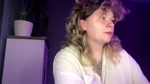 Alina online show from July 2026 11:33:01 PM