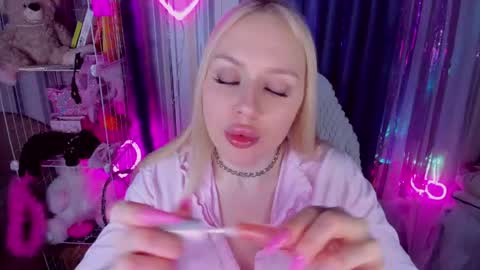 alinaocean online show from April 2026 03:48:02 PM