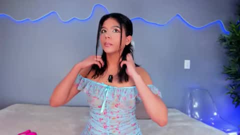    online show from December 2025 04:24:02 PM