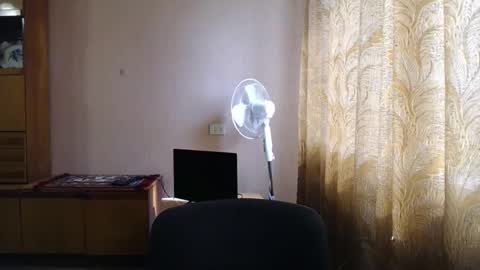 AlinaxJames online show from April 2026 11:53:02 AM