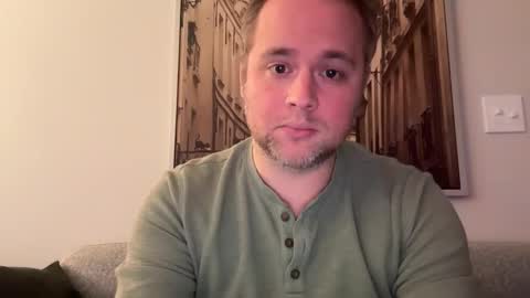 Nick online show from November 2025 08:33:02 PM