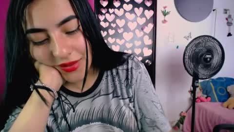 Snapshot of alis_jones__ chatting on May 2026 05:54:01 PM Alis jines online show from May 2026 05:54:01 PM
