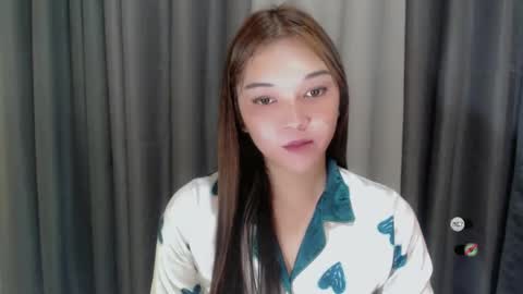 Snapshot of alisa_kiss_ chatting on February 2025 07:41:02 PM Shanti xhey online show from February 2025 07:41:02 PM