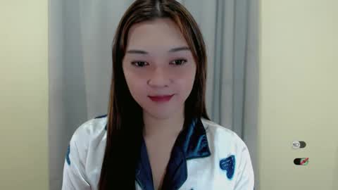 Snapshot of alisa_kiss_ chatting on February 2025 05:39:02 PM Shanti xhey online show from February 2025 05:39:02 PM