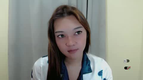 Snapshot of alisa_kiss_ chatting on February 2025 09:17:02 AM Shanti xhey online show from February 2025 09:17:02 AM