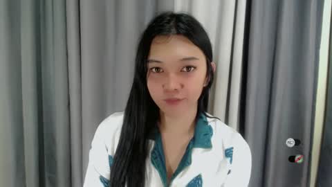 Snapshot of alisa_kiss_ chatting on February 2025 07:26:01 PM Shanti xhey online show from February 2025 07:26:01 PM