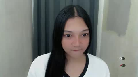 Snapshot of alisa_kiss_ chatting on September 2025 03:23:02 PM Shanti xhey online show from September 2025 03:23:02 PM