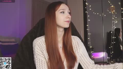 Snapshot of alisaa_01 chatting on January 2025 03:39:02 AM Alice Fansly Alisa01 online show from January 2025 03:39:02 AM