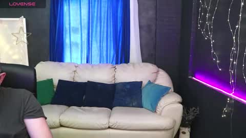 Snapshot of alisaaleks chatting on February 2025 12:23:02 PM Alisa Aleks online show from February 2025 12:23:02 PM