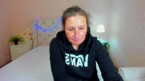 Alisa online show from February 2025 04:59:02 AM