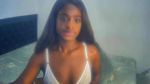 Snapshot of alisha_boes chatting on September 2025 05:13:01 PM alisha_boes online show from September 2025 05:13:01 PM