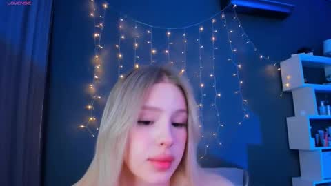 Alisha online show from March 2025 09:54:02 PM