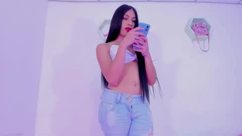 Alisia online show from December 2024 03:36:02 PM