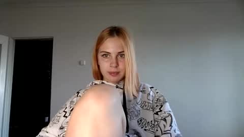 Alisa online show from September 2025 01:55:01 PM