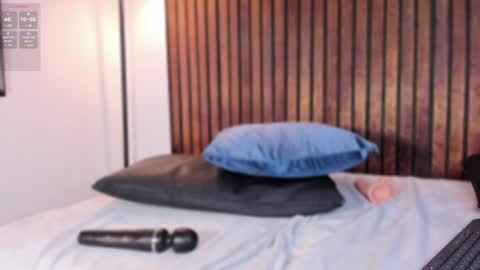 A L I S O N  online show from January 2025 01:41:01 AM