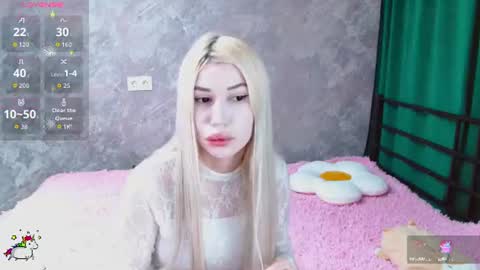 Snapshot of alison_moonlight chatting on June 2026 12:42:02 PM Alison online show from June 2026 12:42:02 PM
