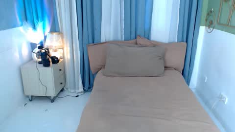 hotty online show from May 2026 05:59:02 AM