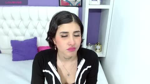 aliss_diiaz online show from January 2025 08:54:02 PM