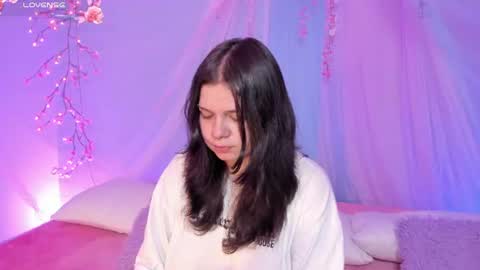 Mia online show from July 2026 03:42:02 AM