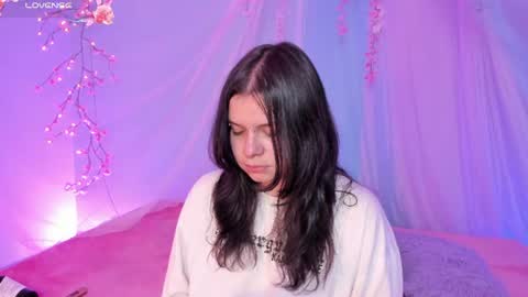 Mia online show from July 2026 06:47:02 AM