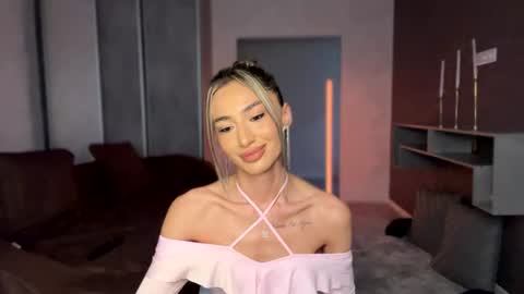 Snapshot of alissadreams chatting on June 2026 03:44:01 PM Alissa online show from June 2026 03:44:01 PM